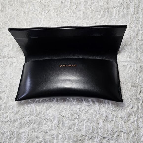 Saint Laurent Grace Core Sunglasses Black - Picture 5 of 12